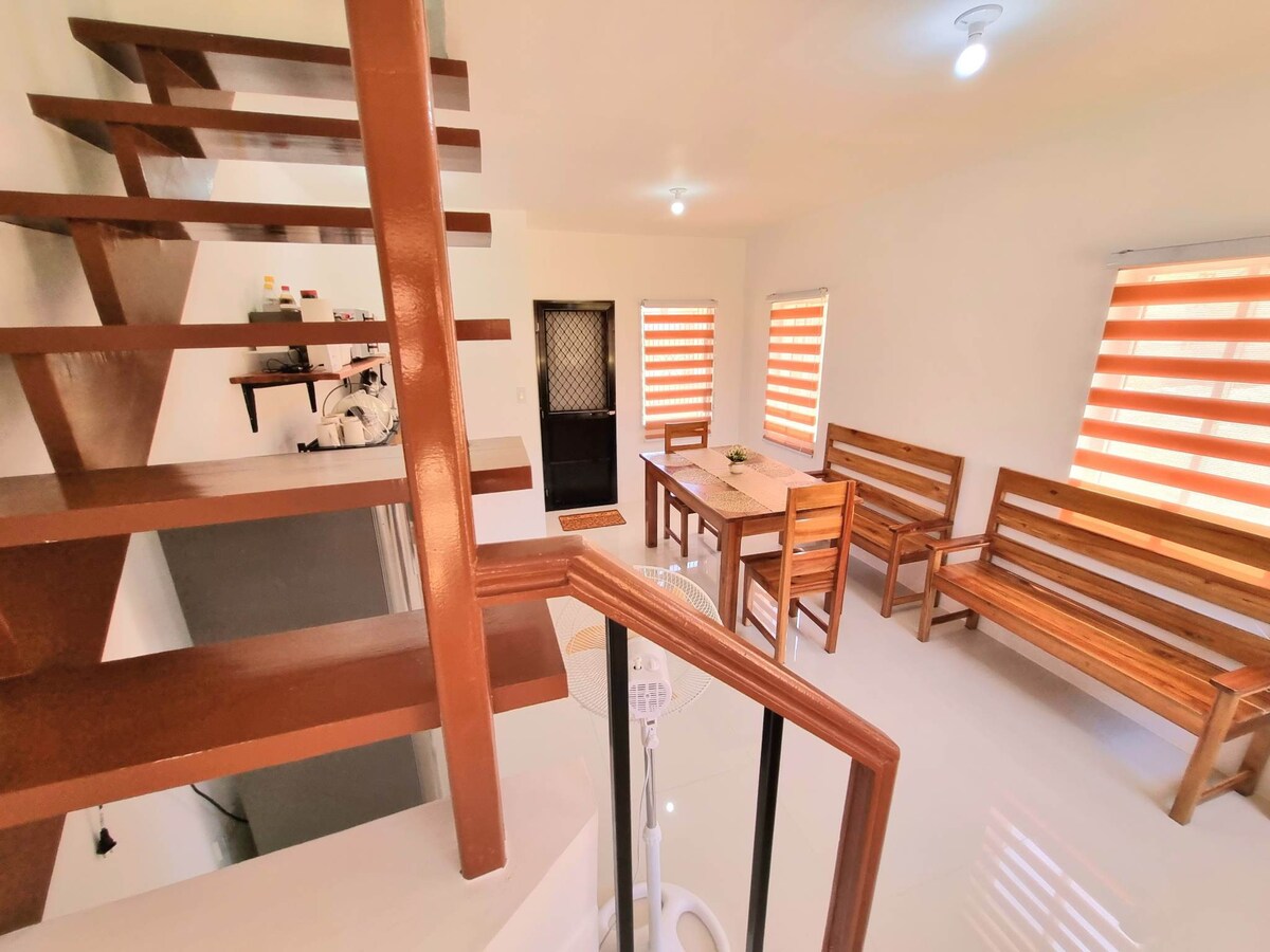 Furnished 2-bedroom home in Puerto Princesa.