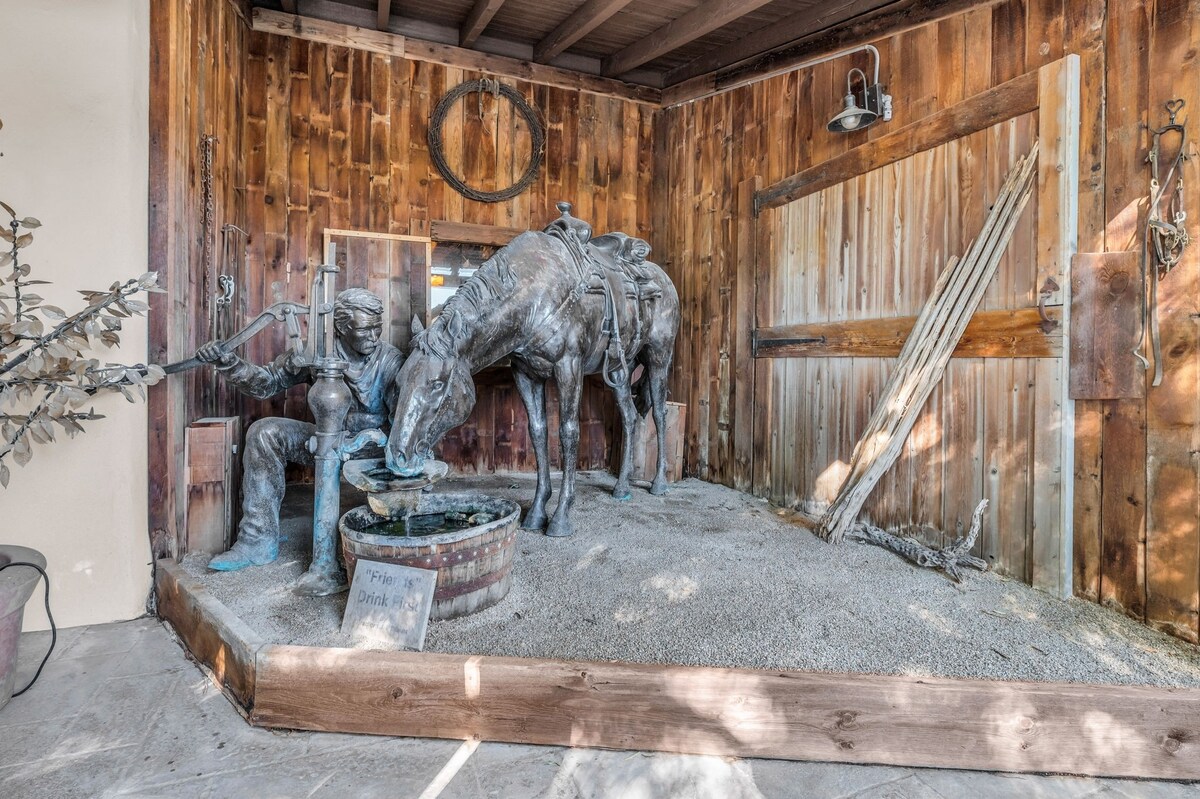 Equestrian Cowboy - 4Bed 3Bath, Luxe Cave Creek