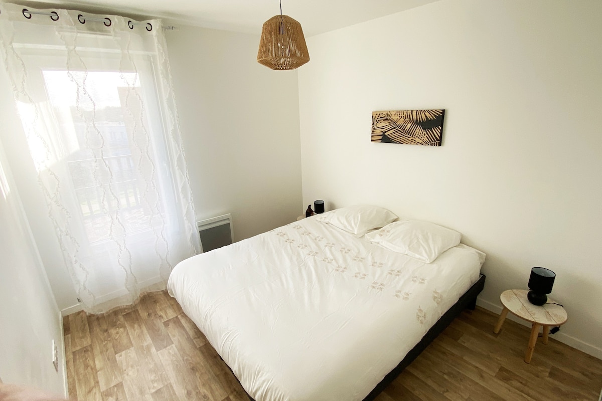 南卢瓦尔（ South Loire ）舒适的单卧室公寓，靠近机场