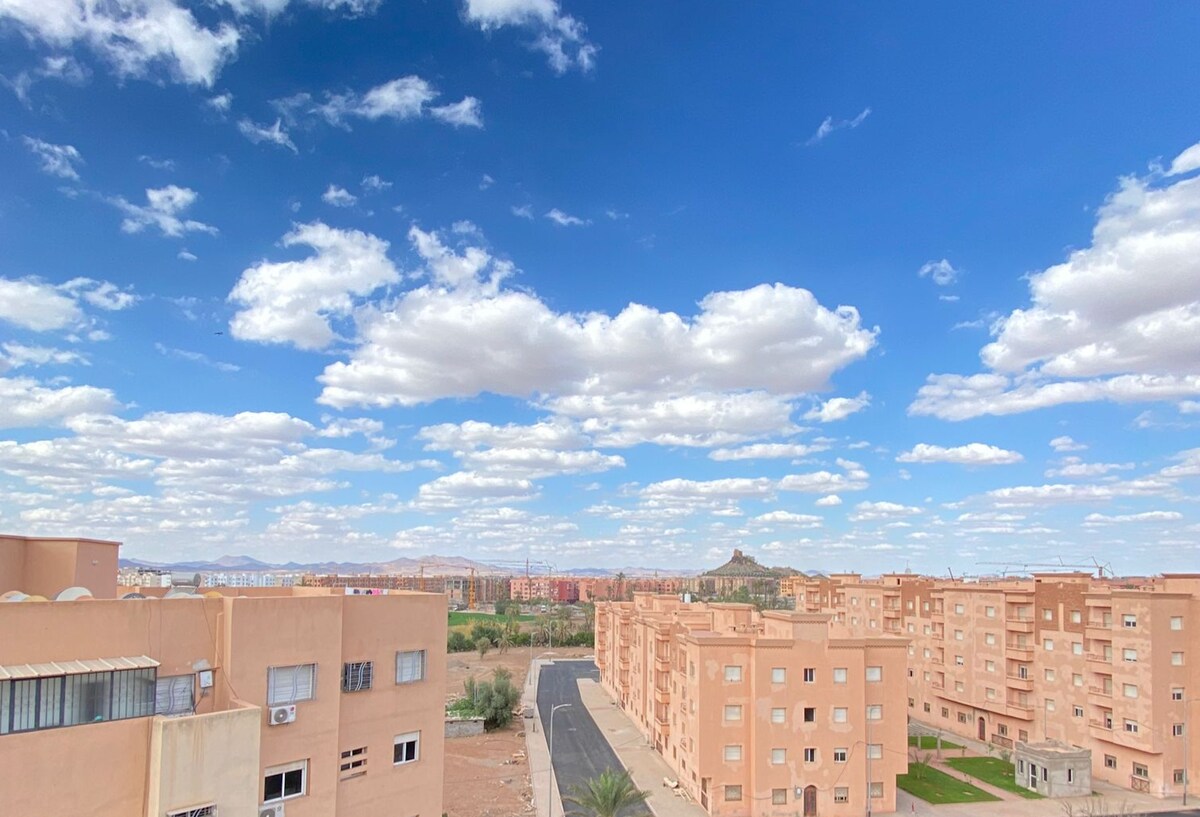 位于马拉喀什市中心的舒适宽敞公寓