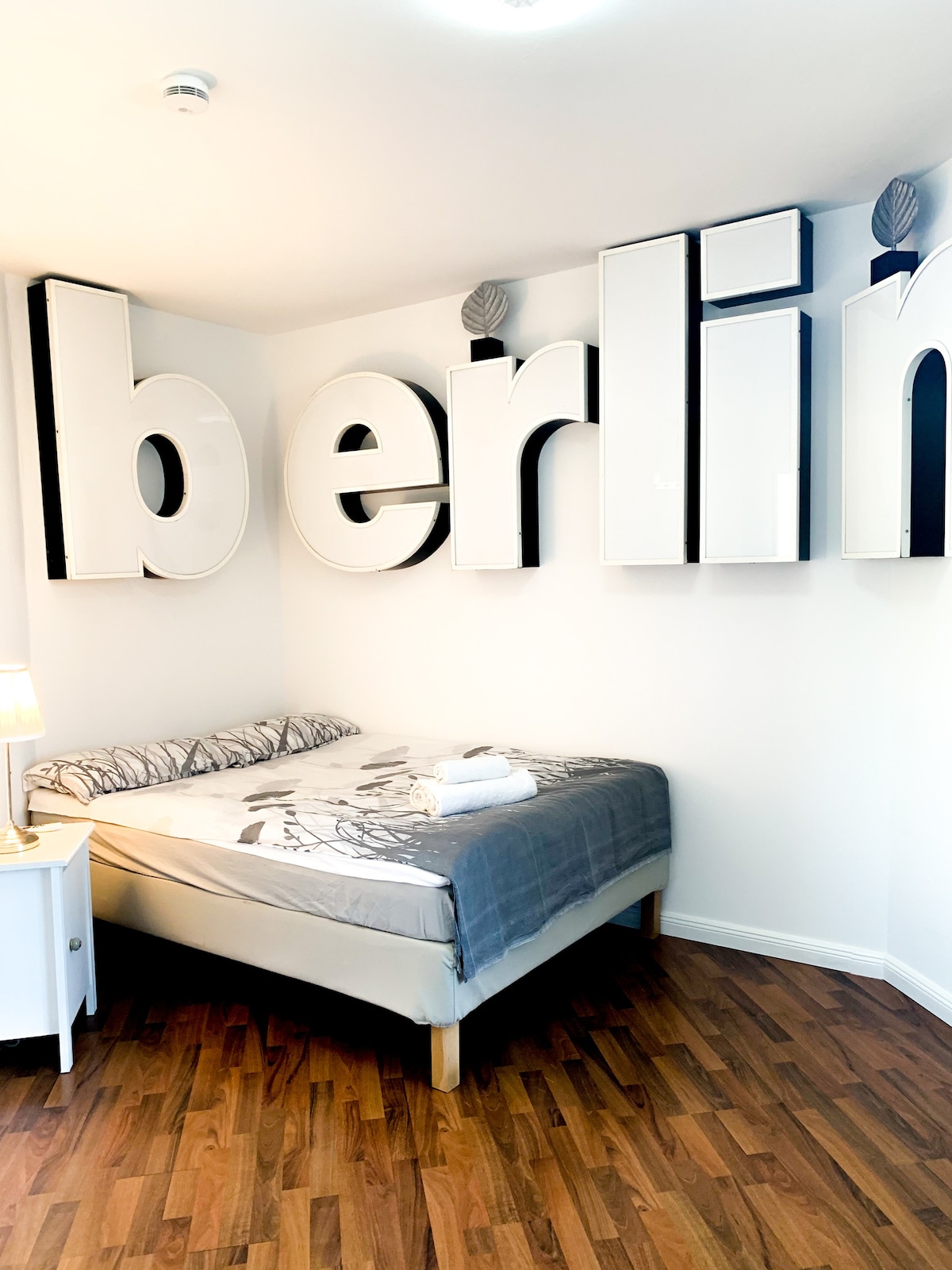 独一无二公寓的舒适柏林客房-中心位置！