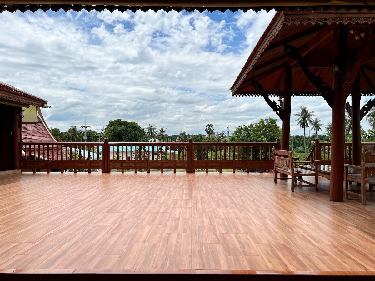Baan Thai Sriraboon Kalya Resort Pattaya （泰式住宅）
