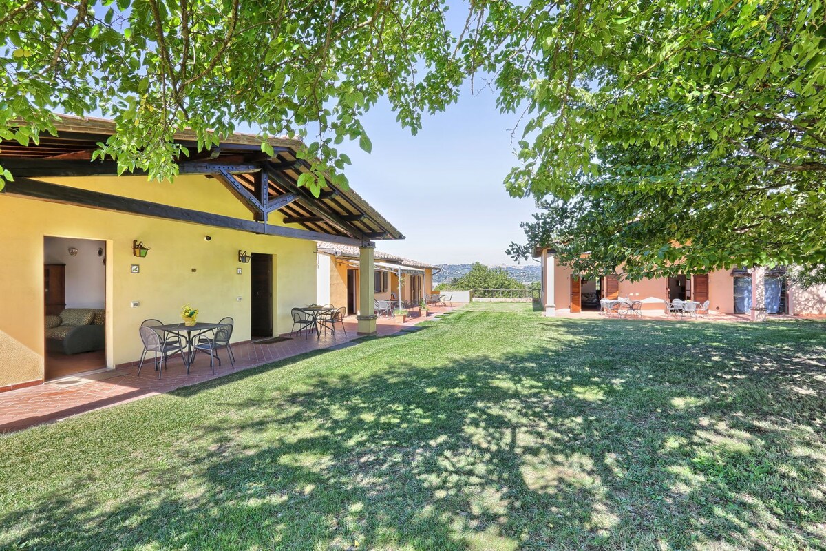 Farmhouse with pool and Beautiful Views | Umbria