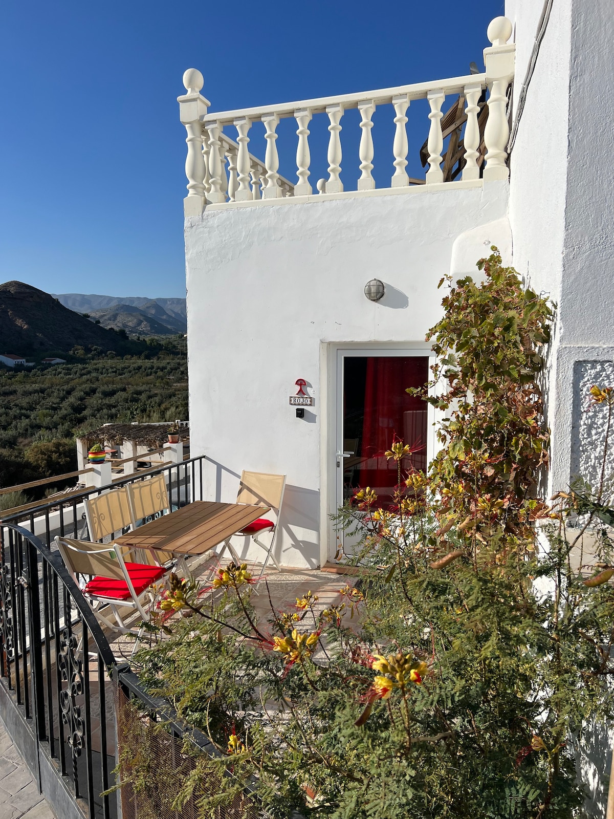 Apartment Rojo in Oria. Hot tub and stunning views