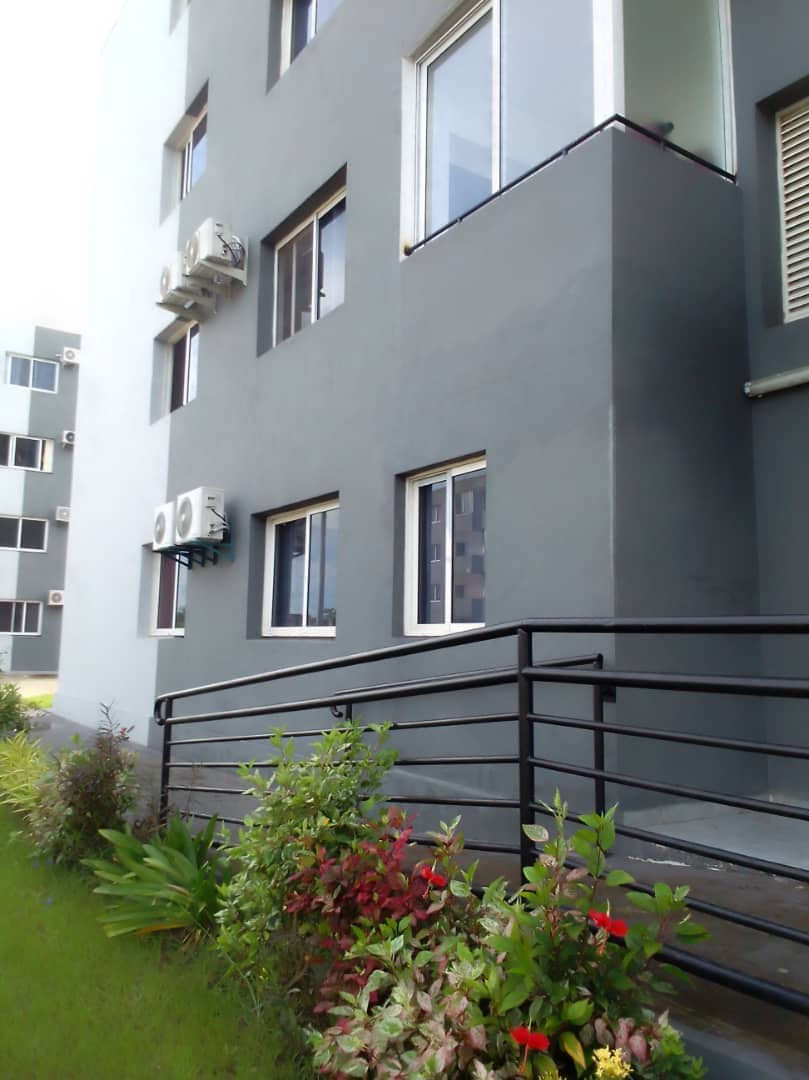 Akanda: superbe appartement neuf en résidence