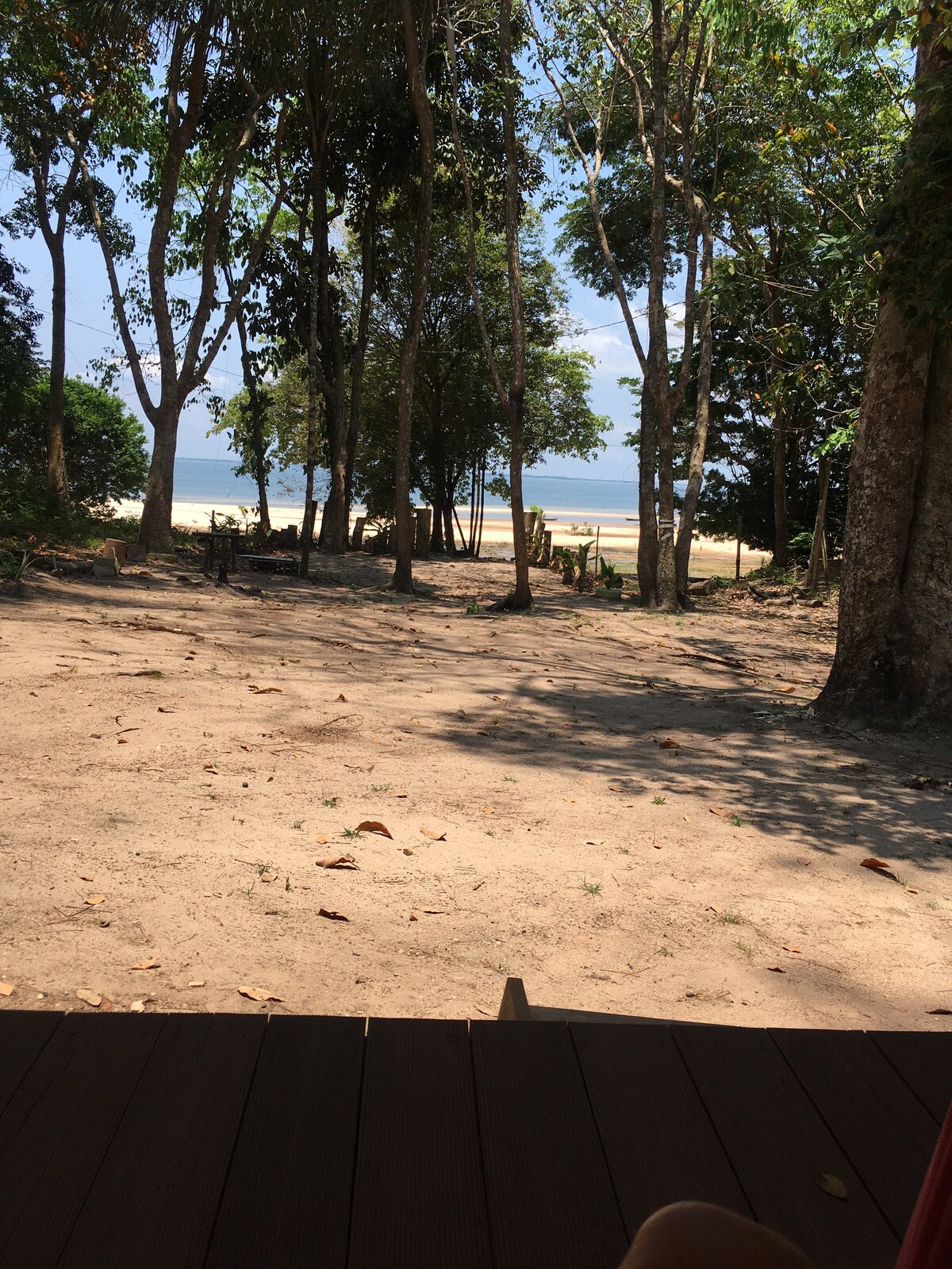 Bangalô em frente à praia em Santarém-Pará