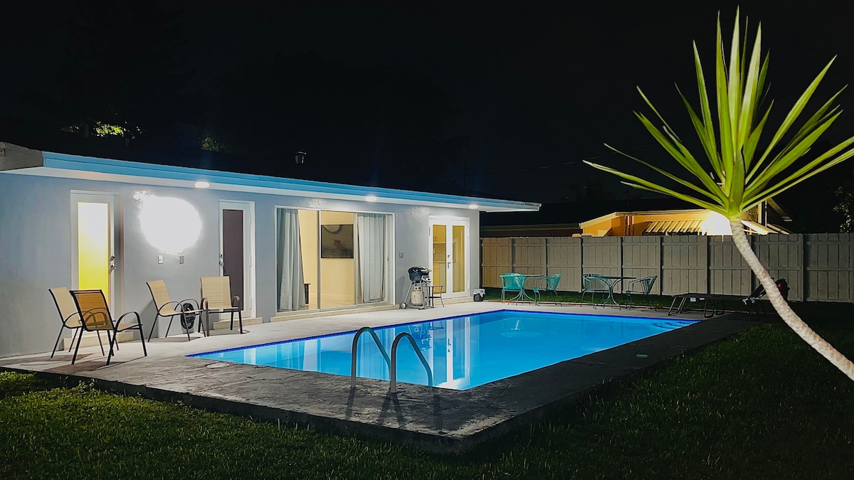 Cheerful, peaceful 3-Bedroom house with pool