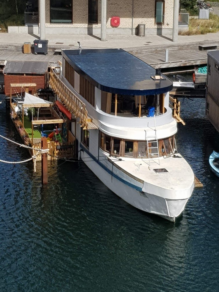 可爱的哥本哈根市中心小屋船