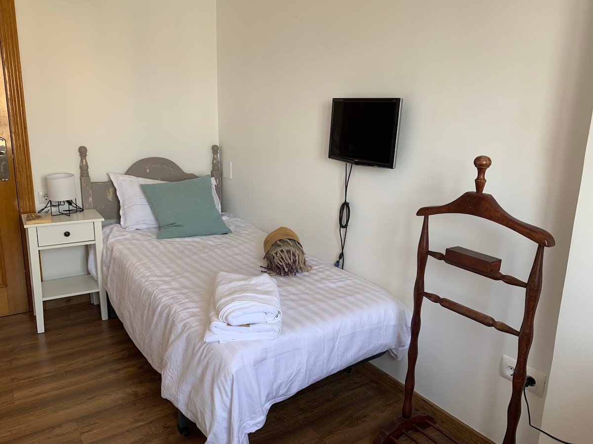 Dormitorio Modernismo, Sueca