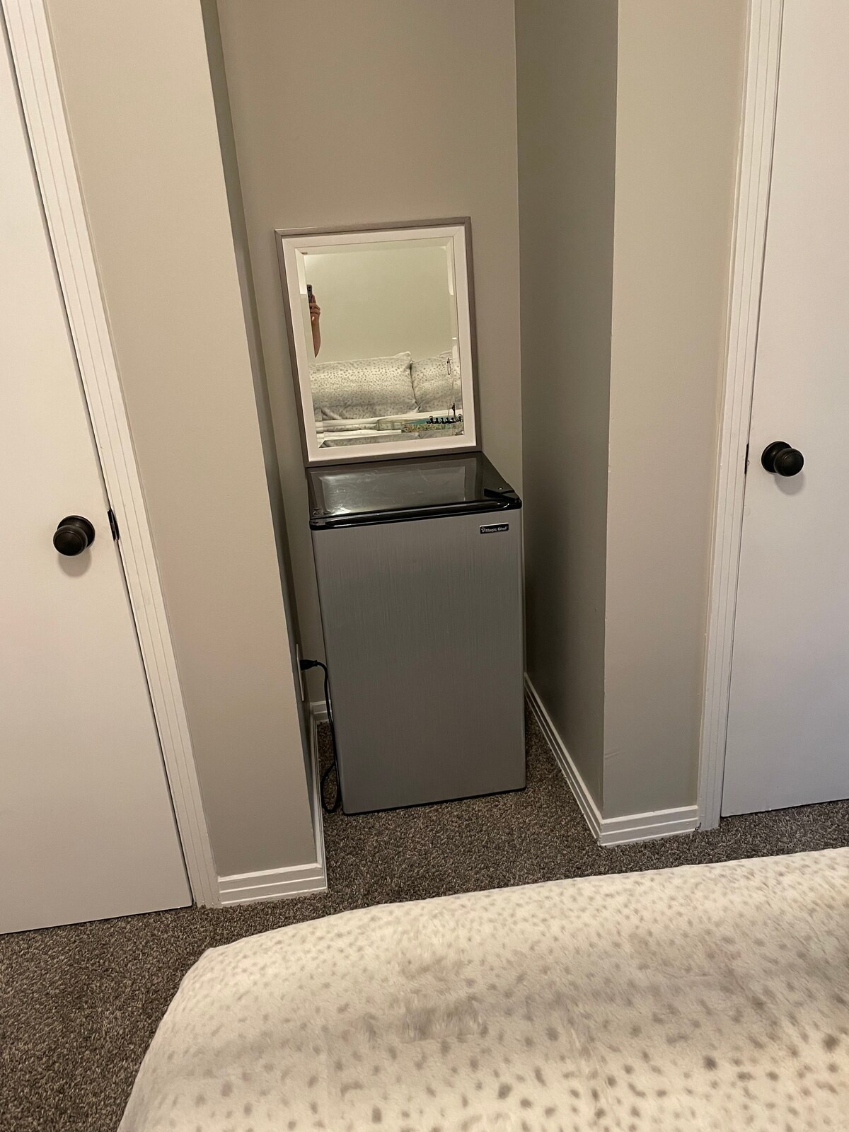 Furnished 2 bedroom apartment Pet Friendly
