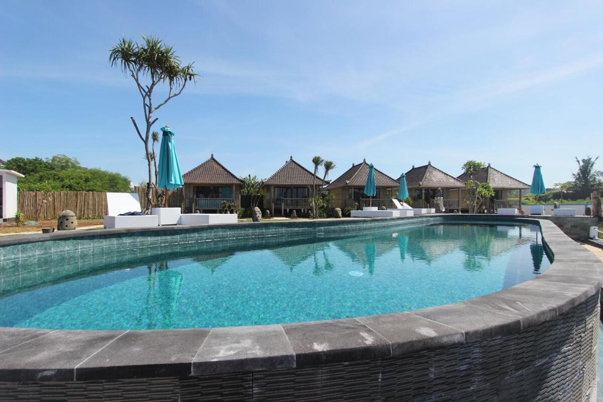 Nusa Lembongan 8 Room Breakfast Pool Beachfront