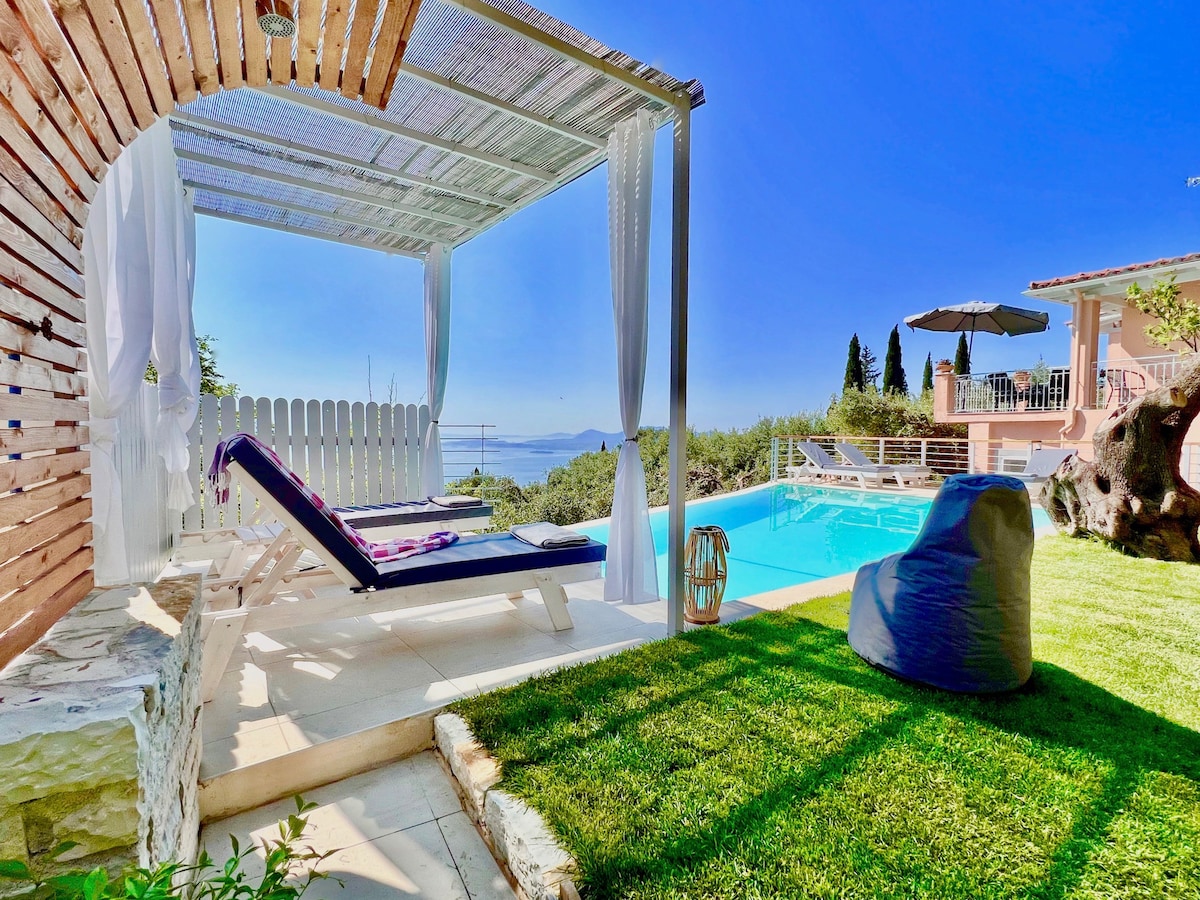 Luxury Villa Evmaria with private pool