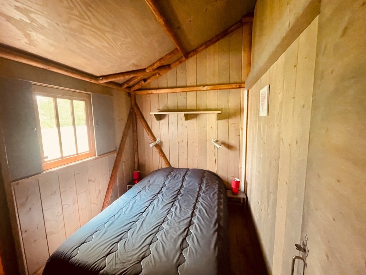 Cabane Lodge 25平方米，位于橡树荫下（ 4/5人）