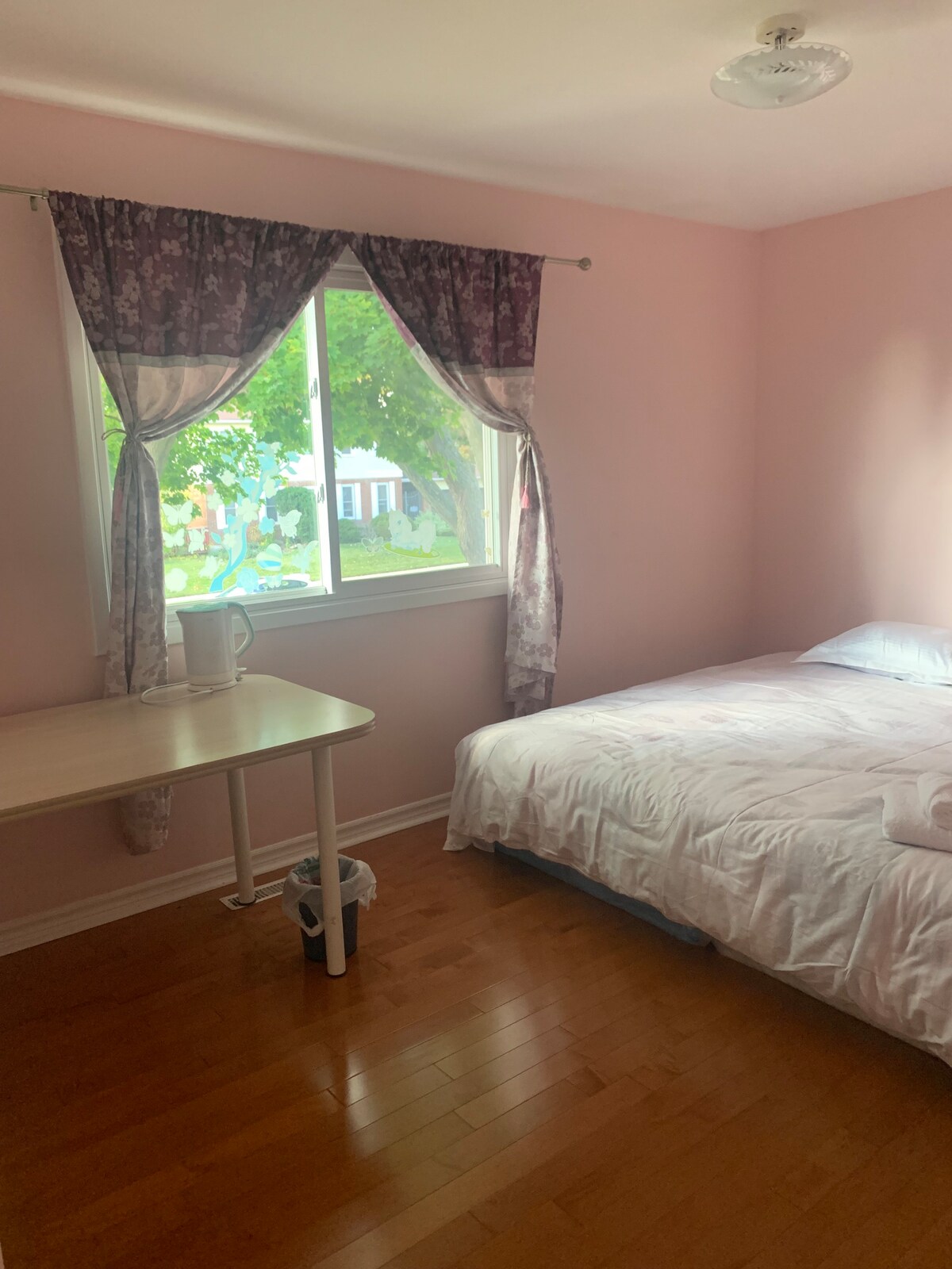 Cozyroom in Scarborough (K room+Q room）