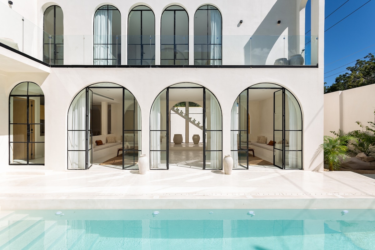 The perfect white villa