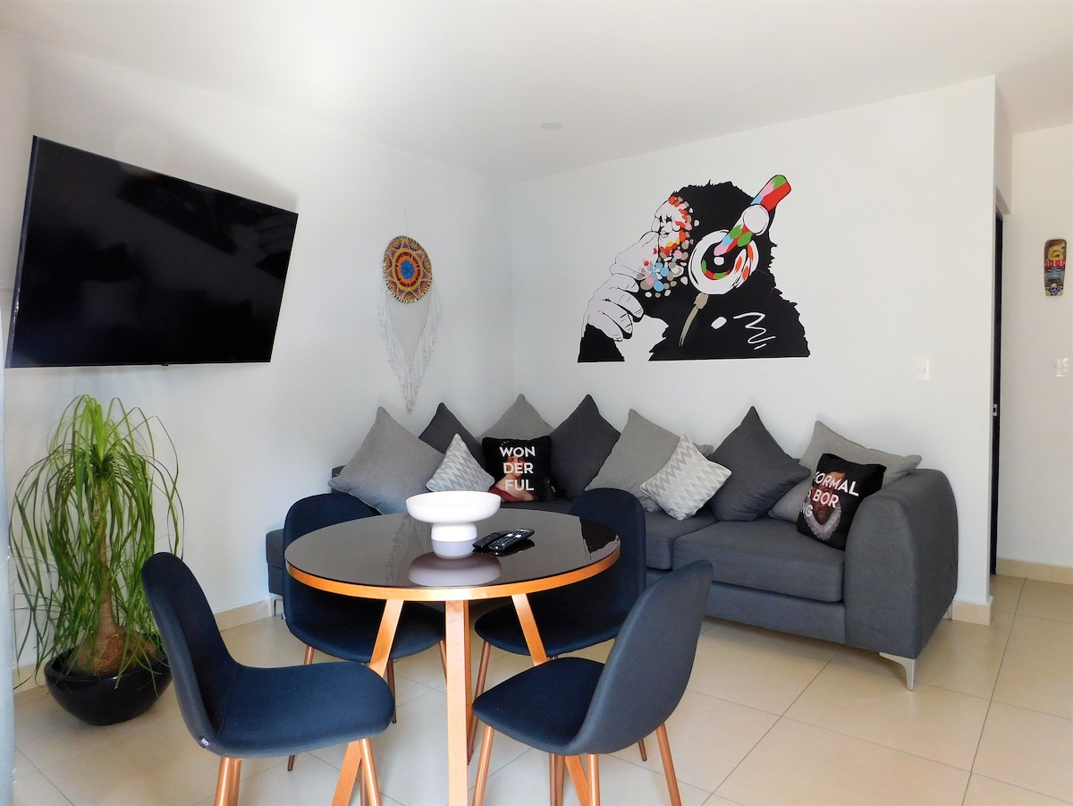 Cozy apartment equipped ideal Airport, Foro Sol