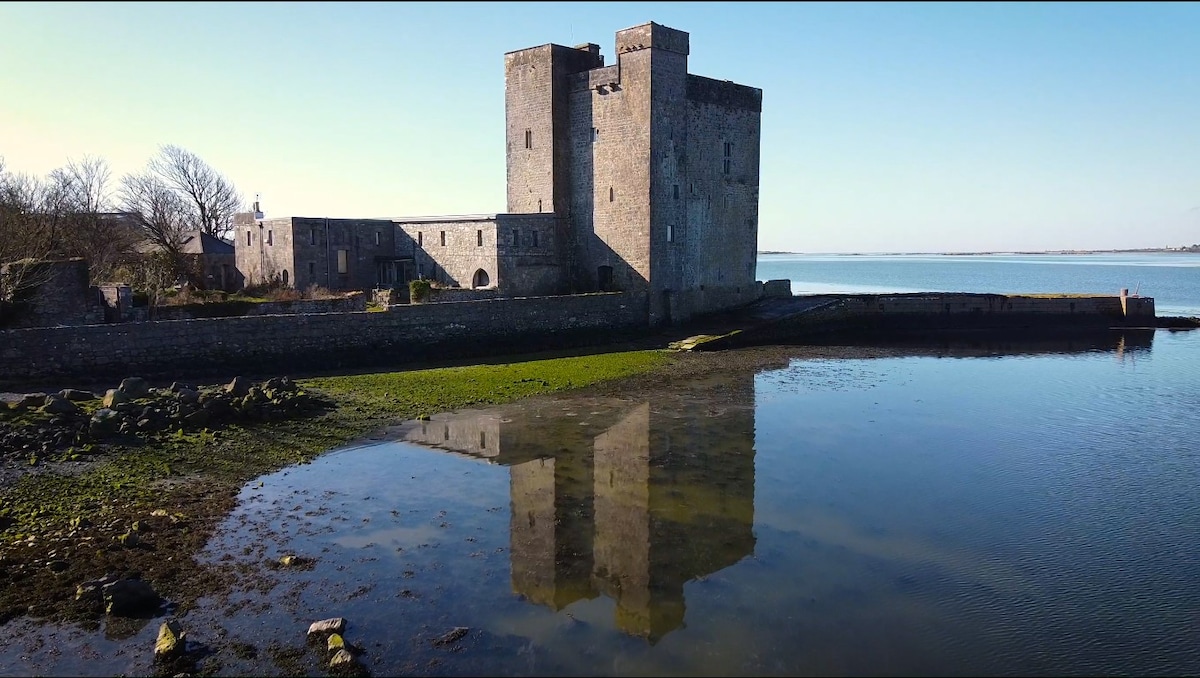 Oranmore Castle - Galway Bay