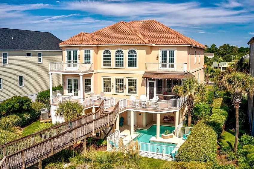 Splendid villa by the sea