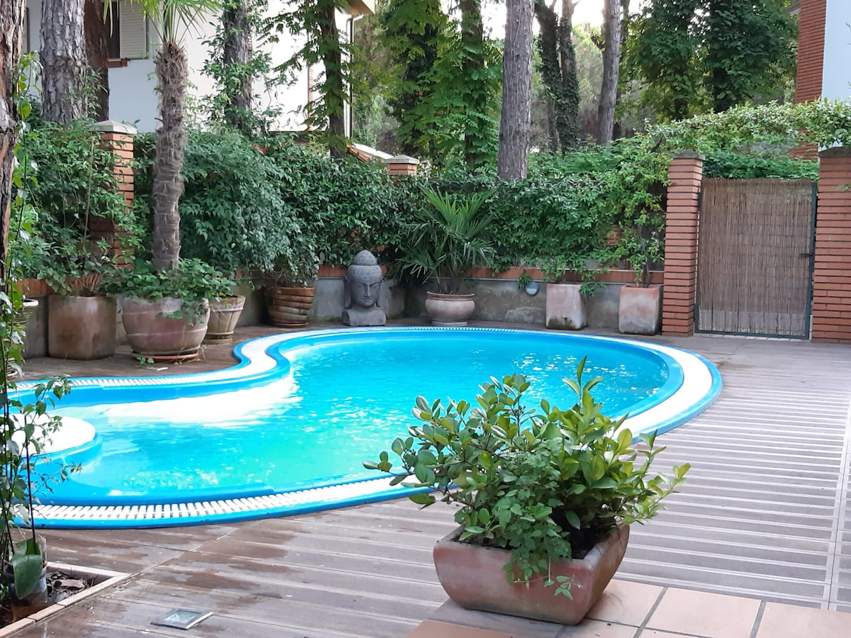 Magnifique villa avec piscine - Golem