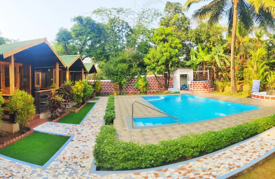 JNB Cottage with Wi-Fi, AC and Swimming Pool