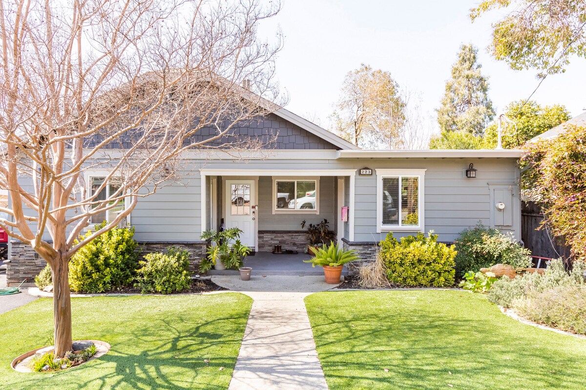 Charming Auburn Studio for 2