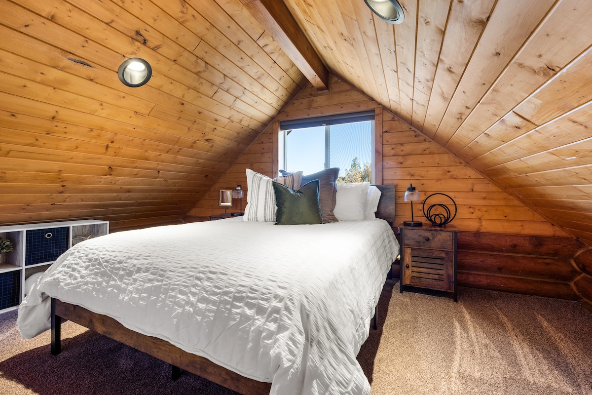 僻静的小木屋度假屋，配备2张特大号床、标准双人床和双人