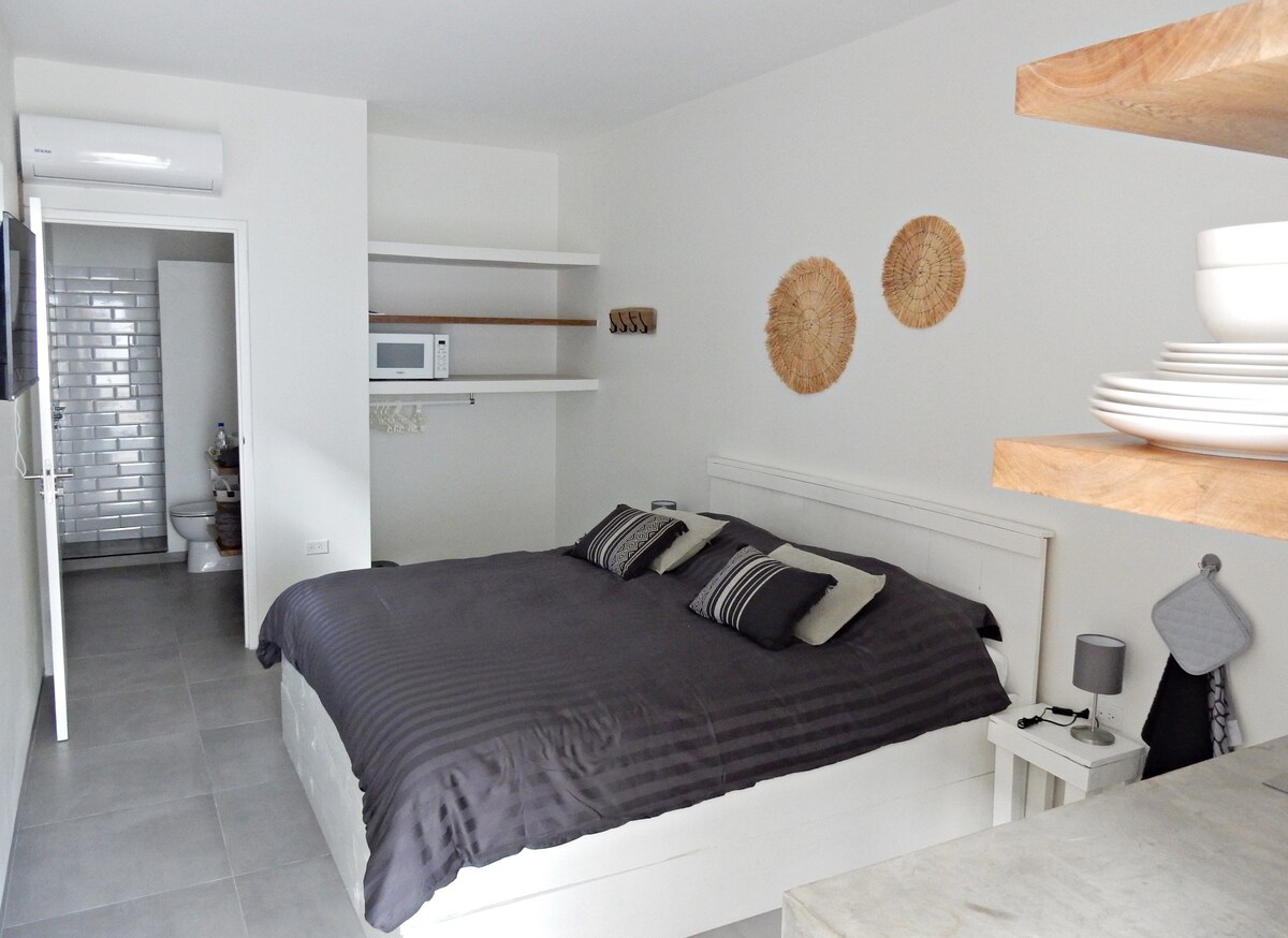 美丽的单间公寓，地理位置优越，位于库拉索岛Jan Thiel