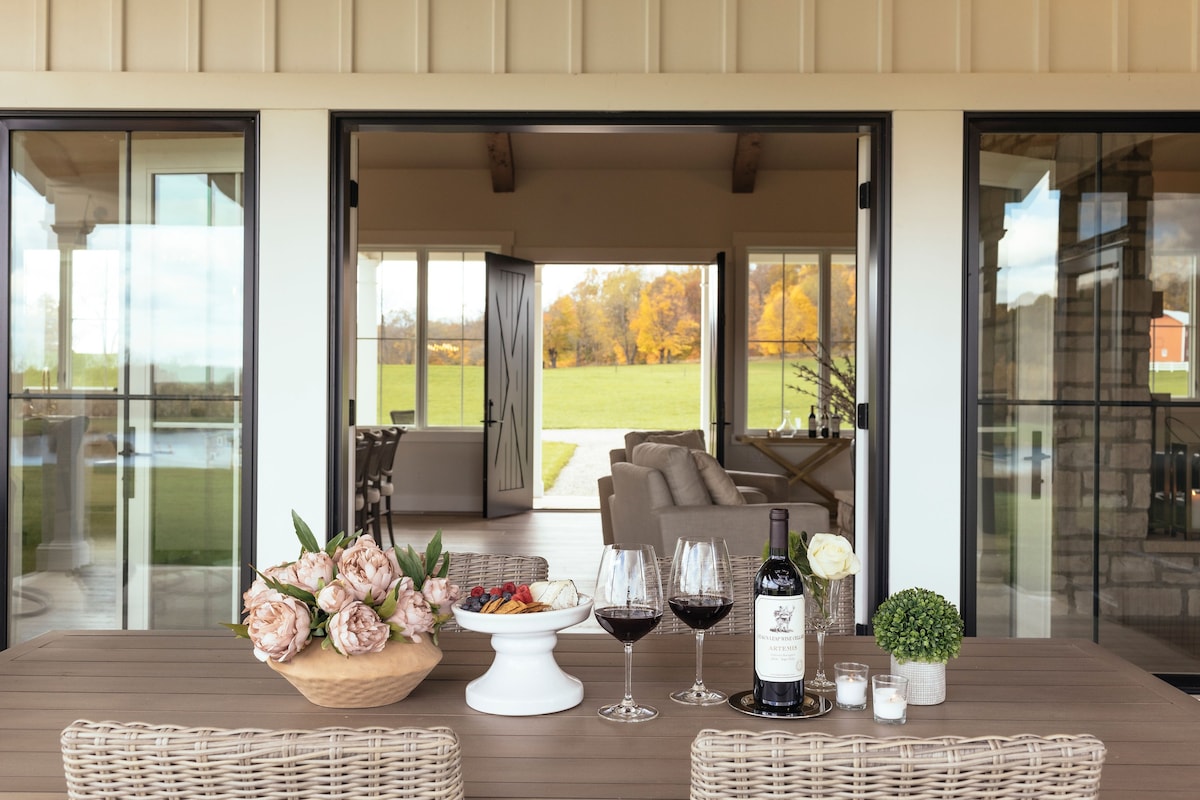 Luxury Napa Inspired Farm House with Lake Views