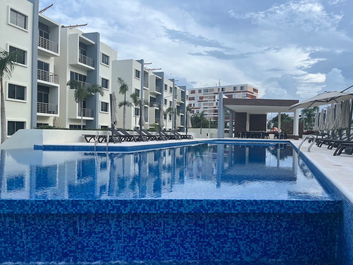Exclusive & chic new condo in Long Island Cancun
