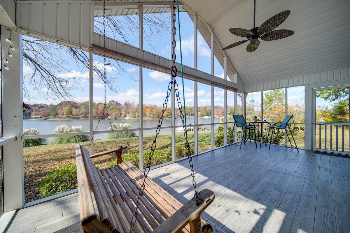 Cozy 3BR Cottage Leisure on Lake Wylie