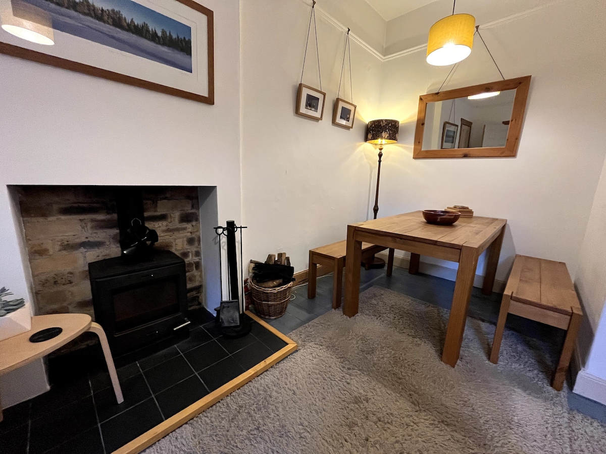 Cosy tenement flat with wood burning stove.