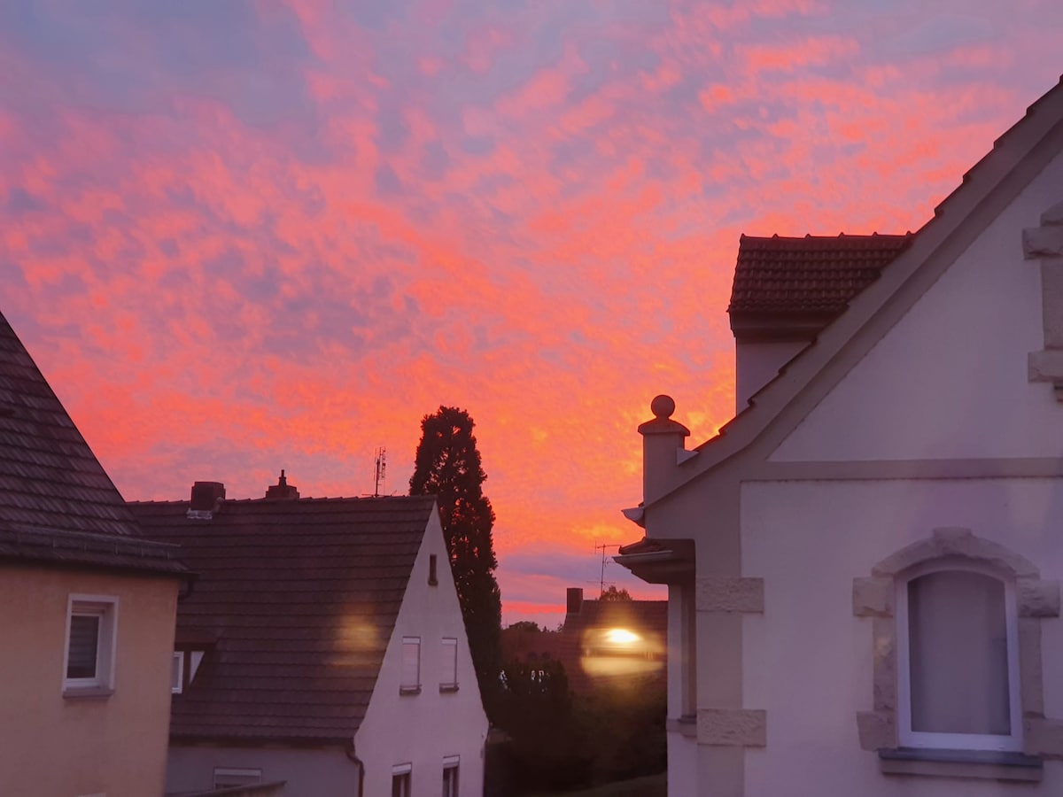 Comfort Apartment mit großem Bad, Kü und Terrasse