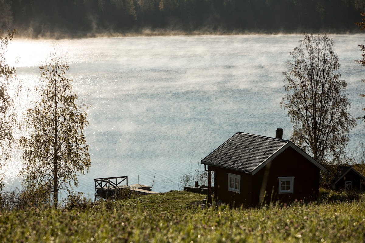 Sjöstugan, mysig timrad stuga vid Revsundssjön