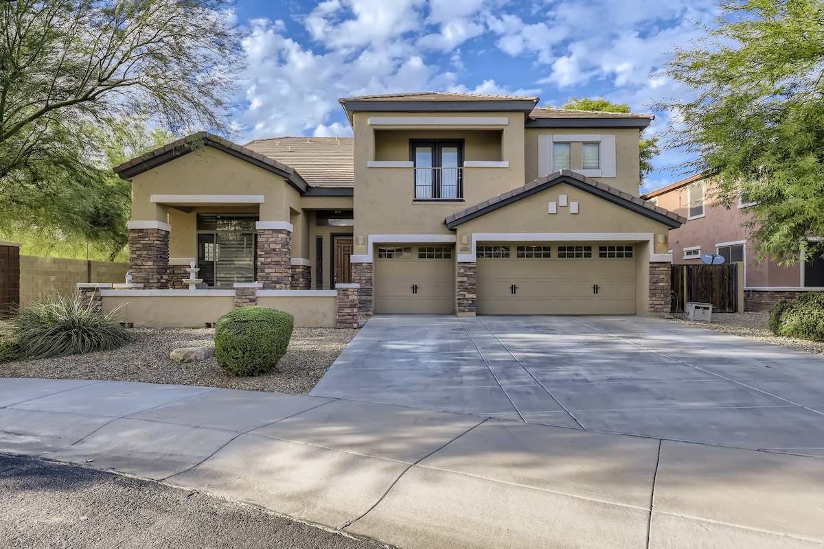 Spacious home in the heart of the West Valley