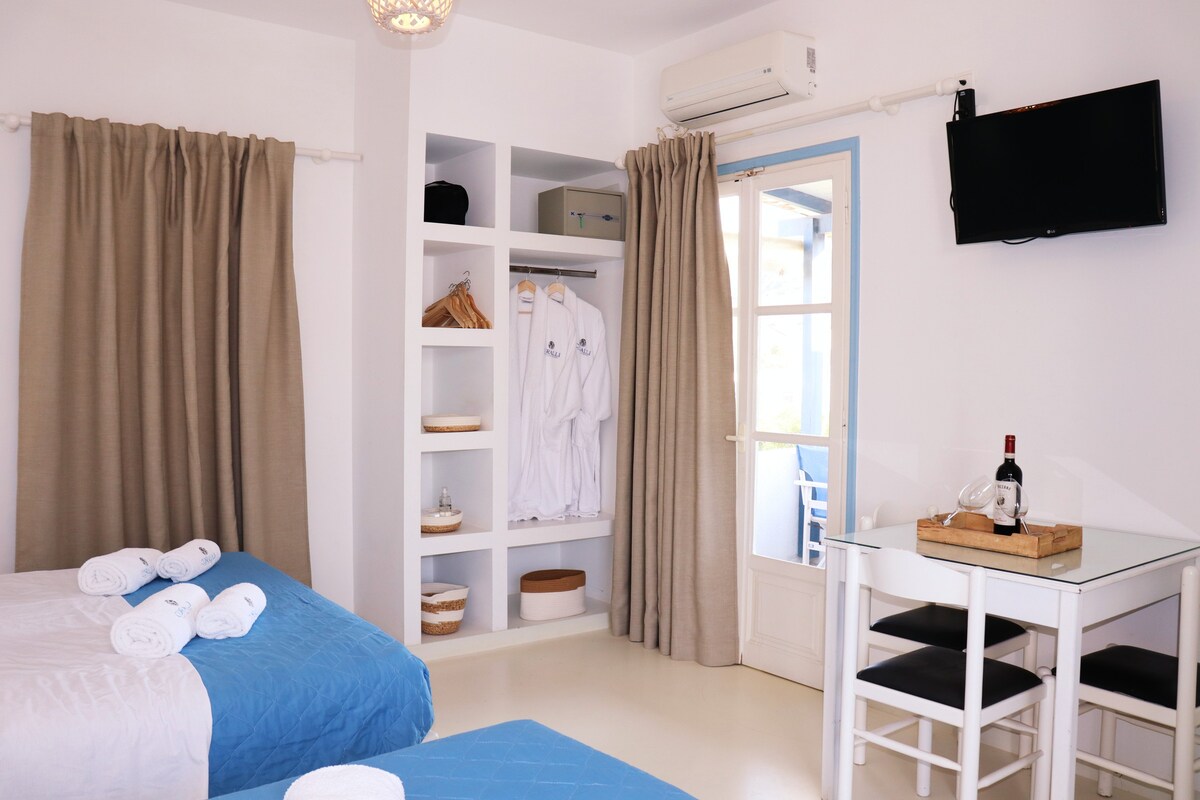 Mikri Vigla优雅的三人单间公寓，可欣赏海景