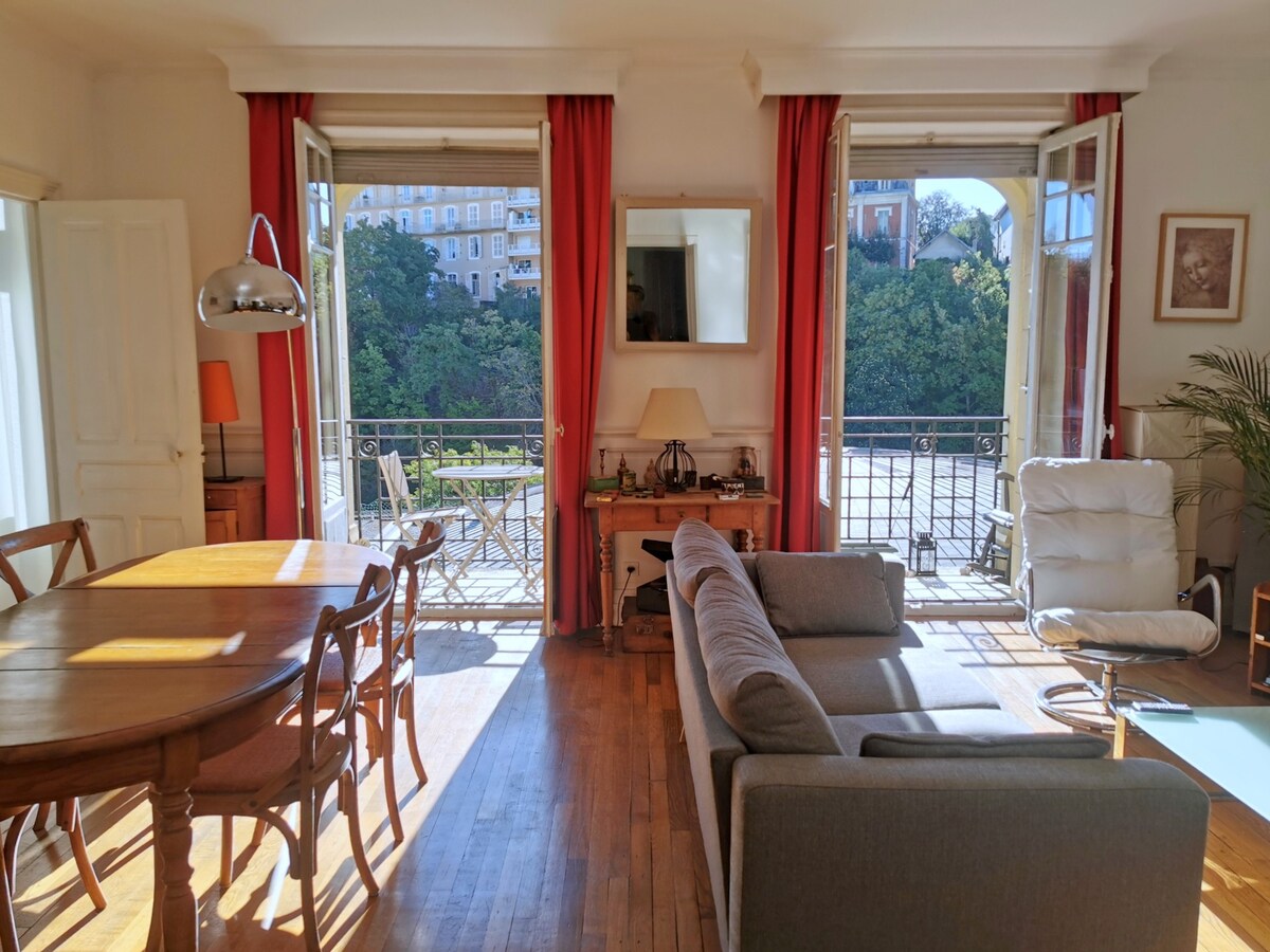 Appartement 90m2 avec Balcon - Belle vue