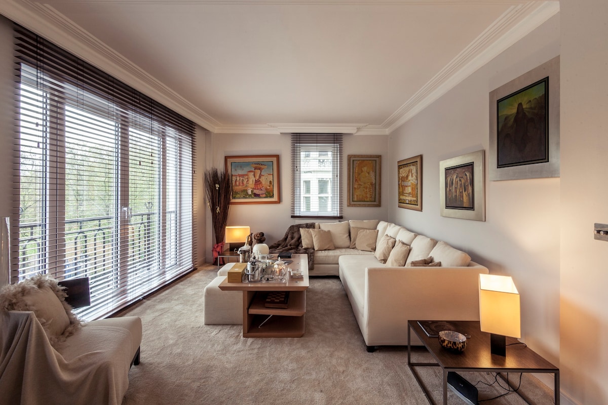 Magnificent Mayfair 2bed overlooking Green Park