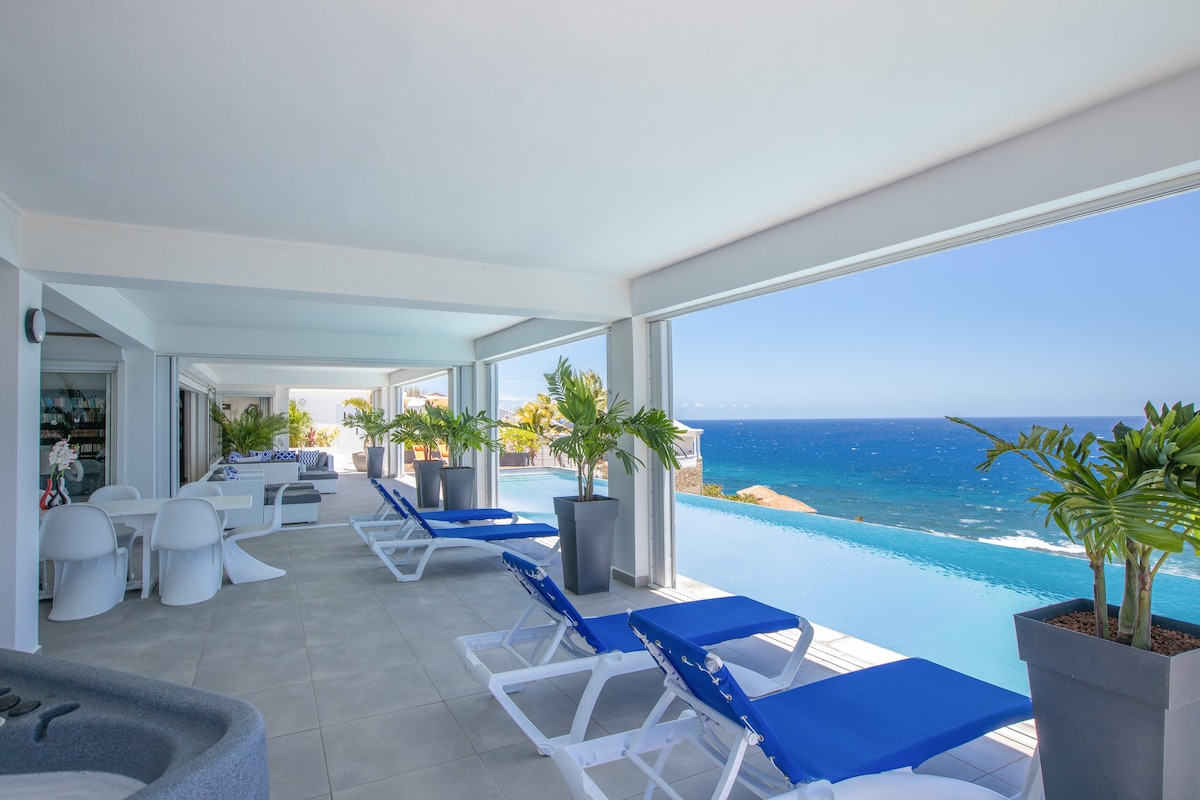 6 Bdr Villa BEL AMOUR, sea view, infinity pool