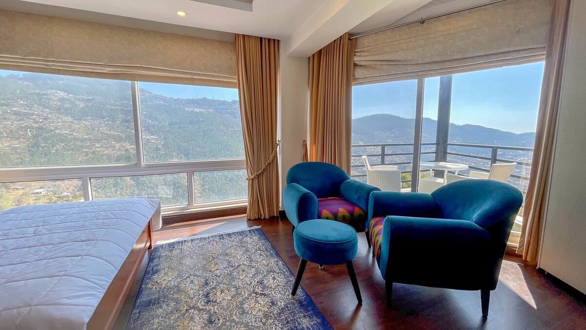 Murree Luxurious Apartment With a Panoramic View