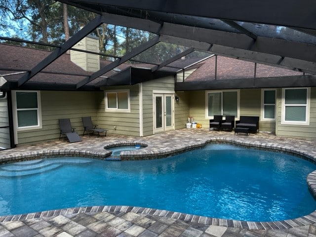 Gator Pool and Hot Tub House -1.5 miles to Stadium