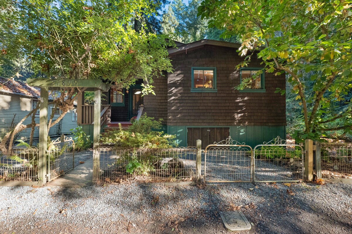 Relaxing Cabin In The Woods- Dog Friendly