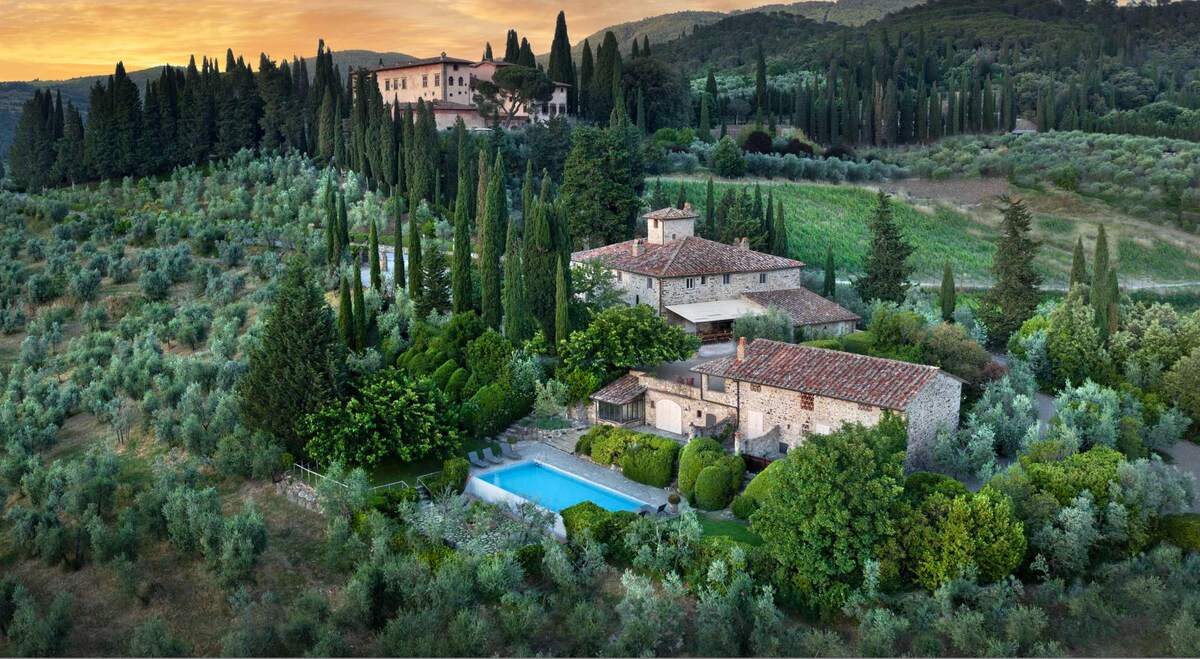 Luxury Villa in lovely tuscan countryside