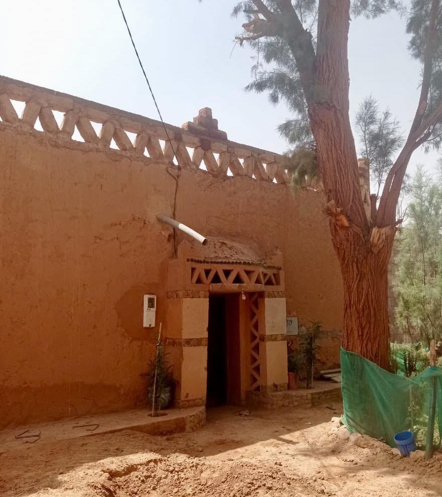 Room in welcoming traditional desert home