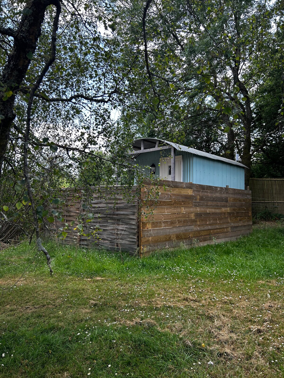 古朴的牧羊人小屋（含住宿加早餐）