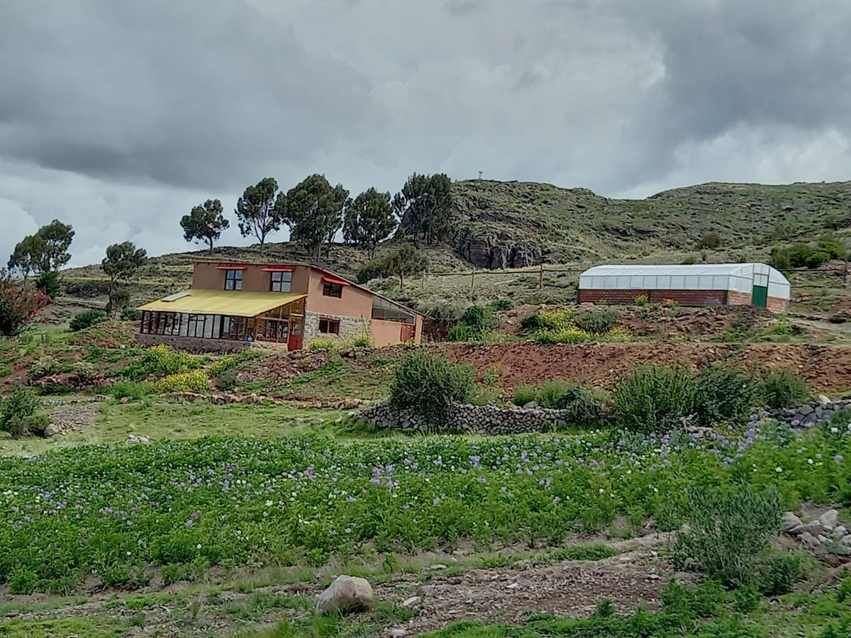Nice Farmhouse: unique view over titicaca lake