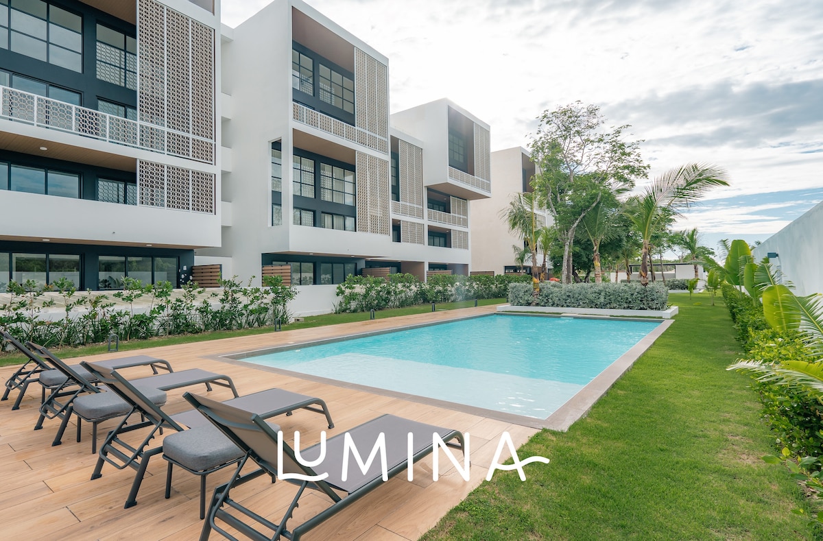 Lumina |位于Flats The Village的3卧室阳台和泳池