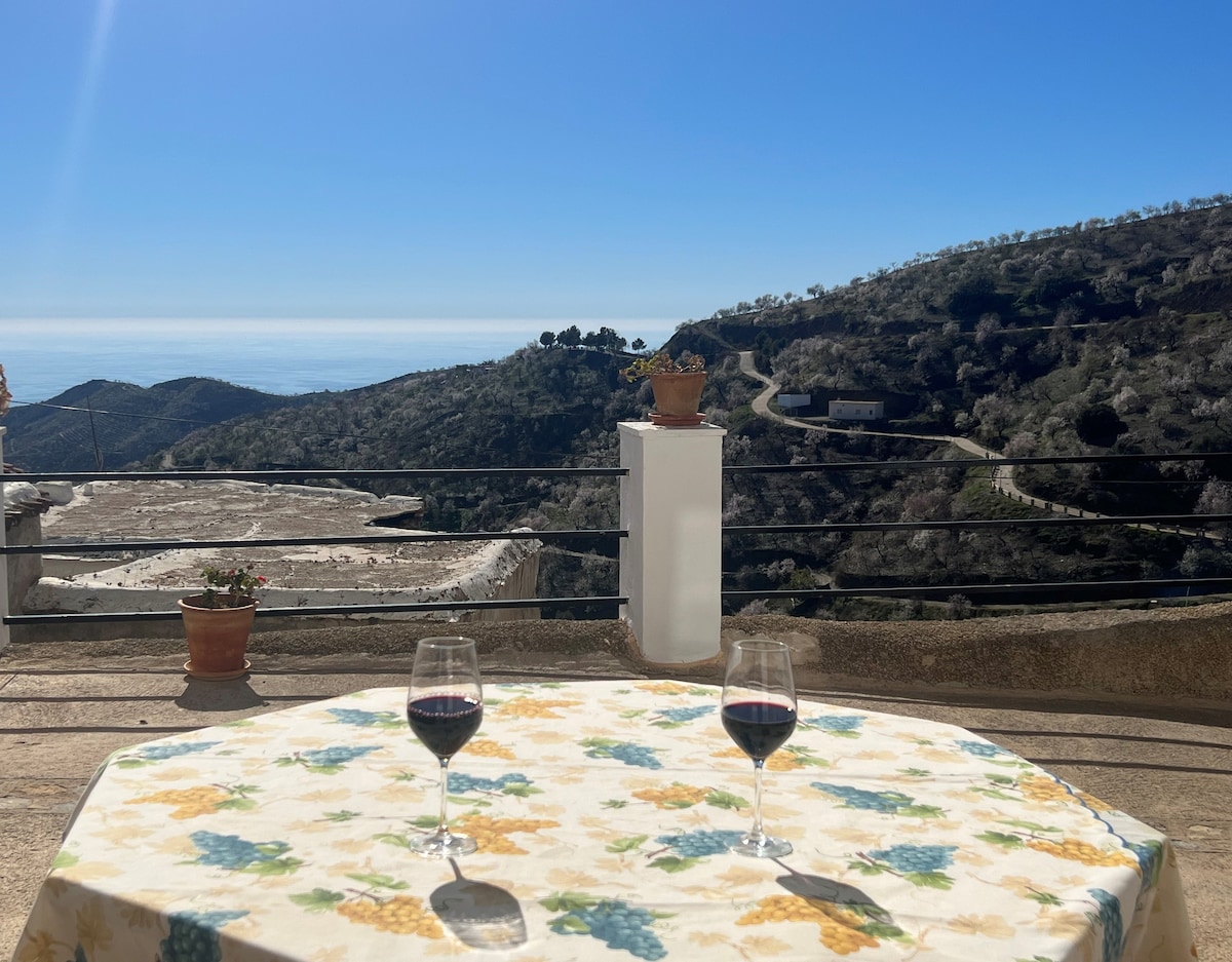 Bonita casa en La Alpujarra con vistas al Mar