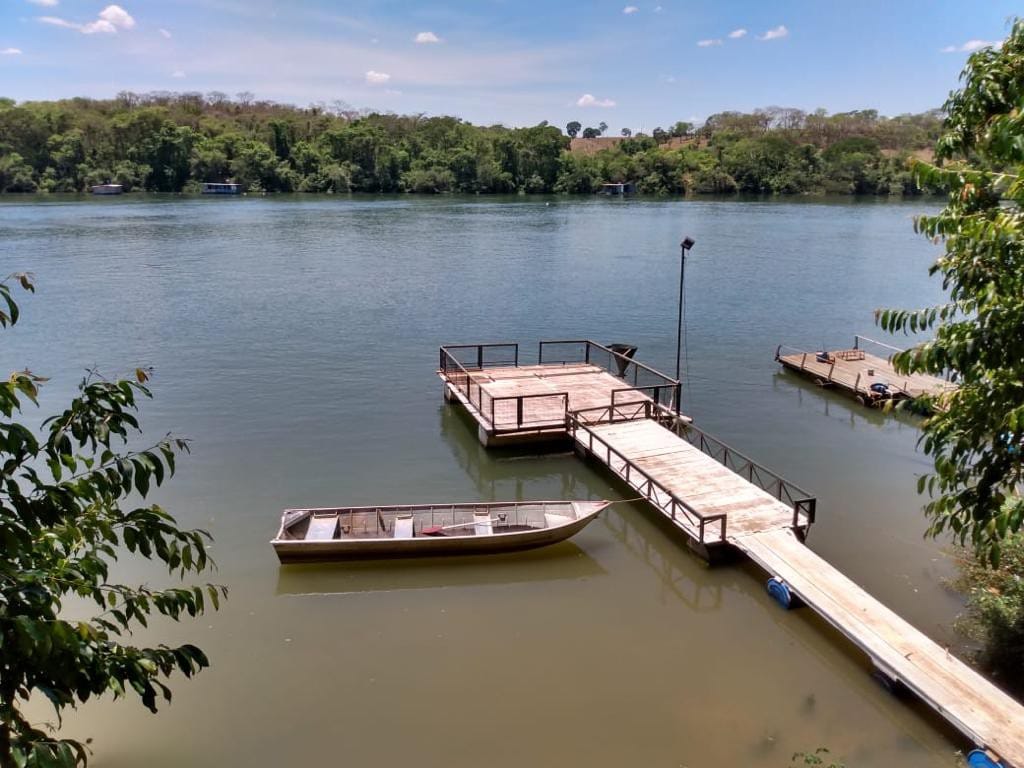 Pousada inteira, 25 suítes na beira do Rio Grande!