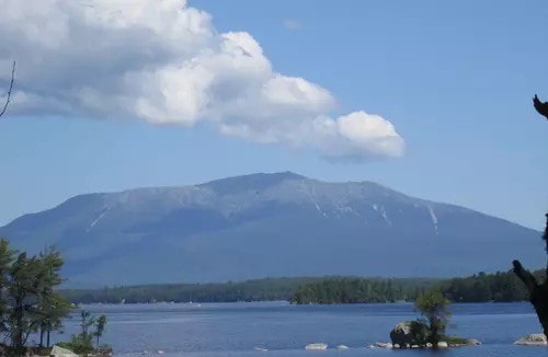 Secluded Lakefront Katahdin View & Beach Cove