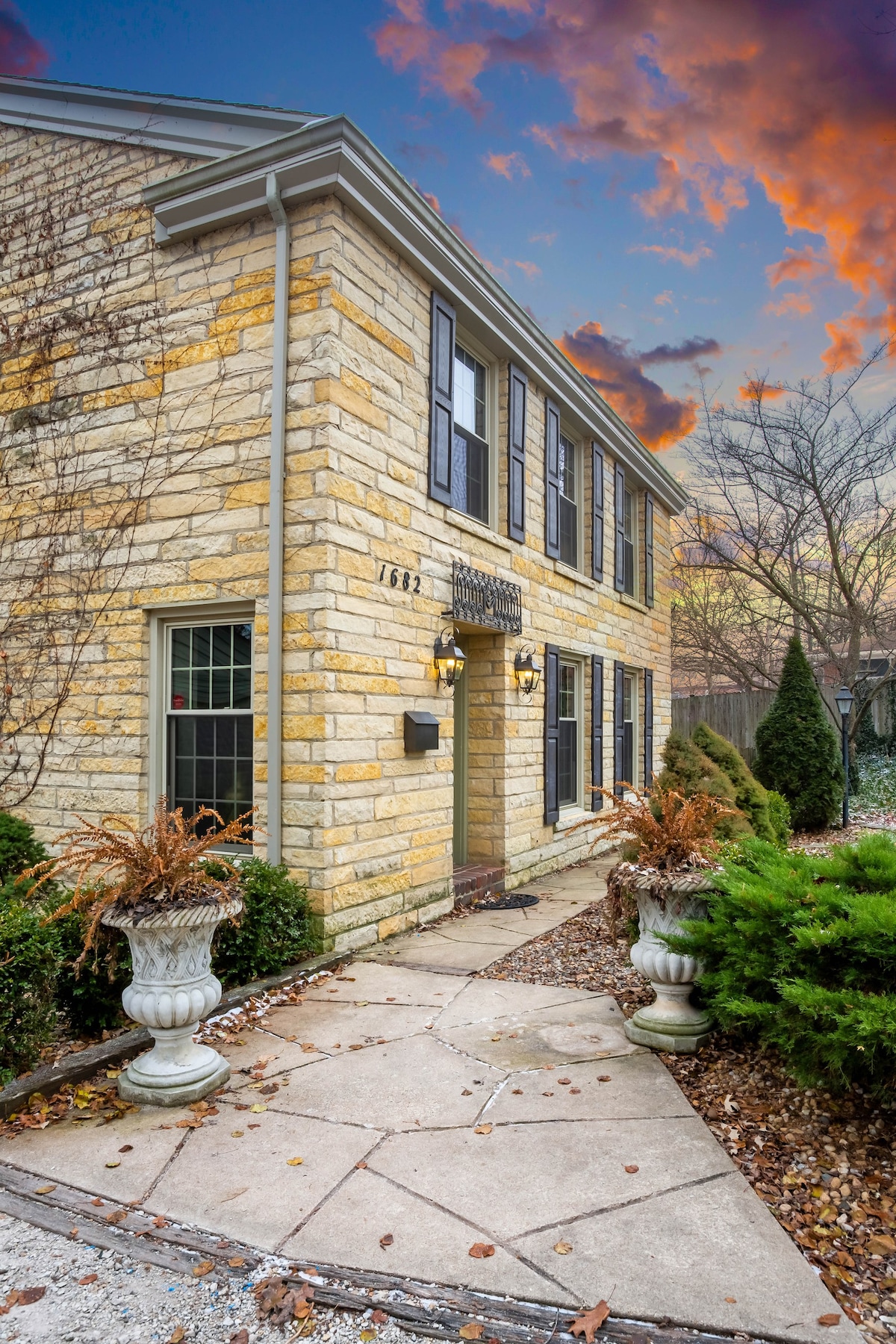 Château du Kankakee》 Heritage in Historic Riverview